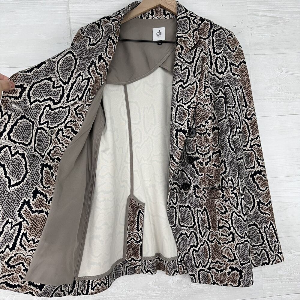 Cabi Double Breasted Blazer Size 4 Python Snake Print Ponte Knit Gray Stretch - Picture 6 of 16